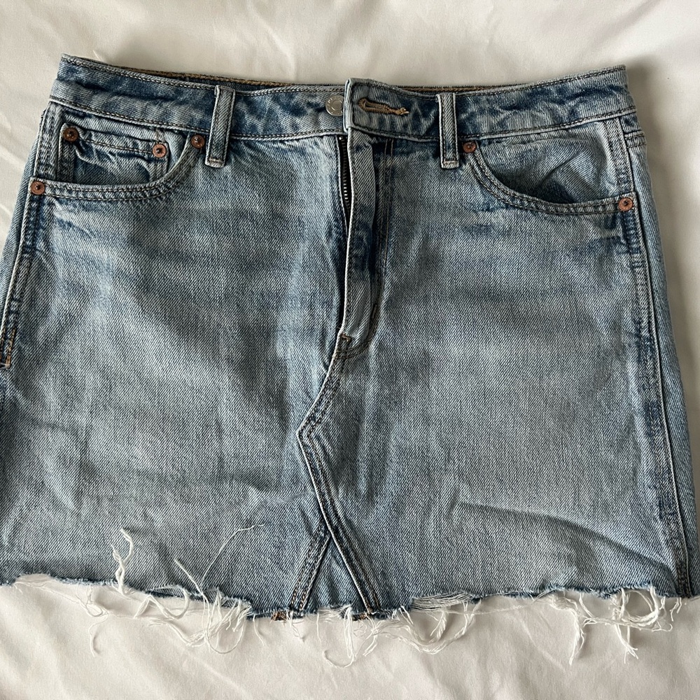 American Eagle Outfitters Light Blue Distressed Mini Skirt